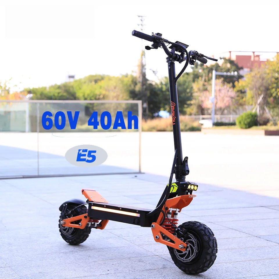 X5 6000W Dual Motor Eelectric Scooter in China Stock 60v 40ah Large Battery Remote Scooter with Seat 11-inch Tires AXSSIBLZ