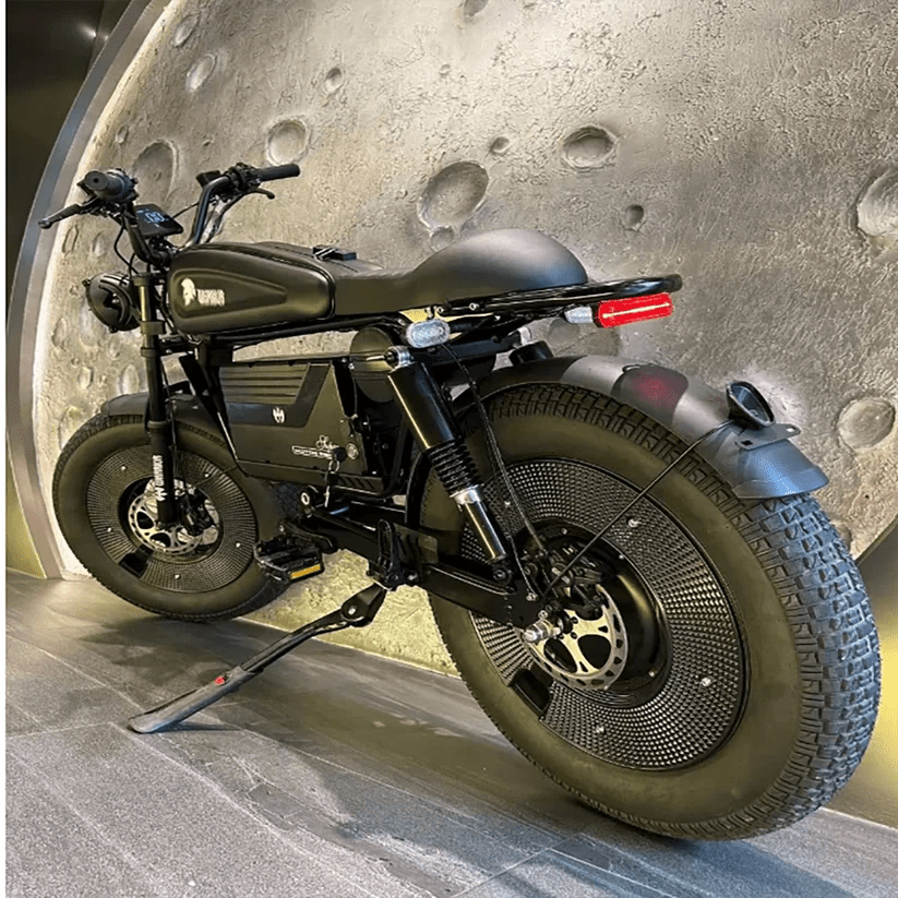 30M & Over eBikes