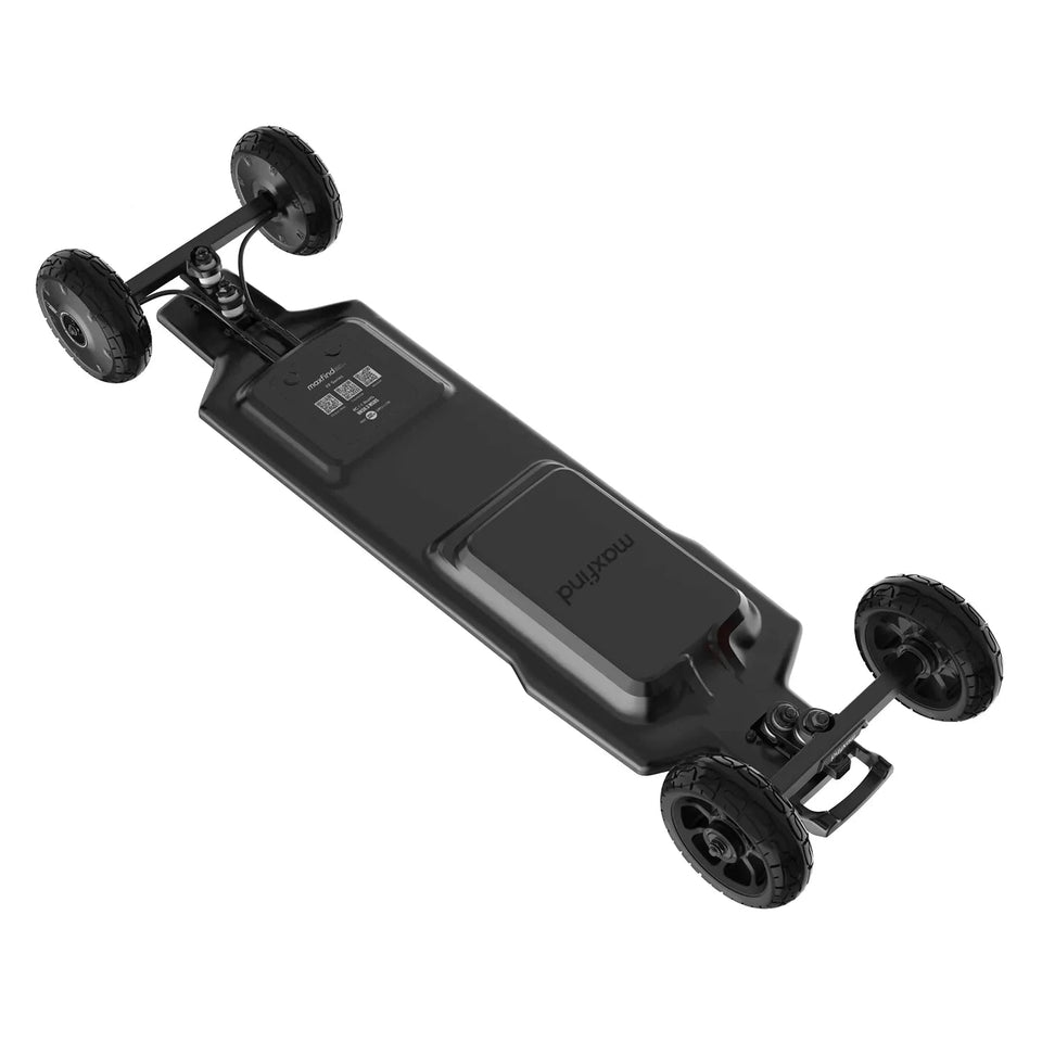Maxfind FF AT High-Speed 165MM Wheels Off-Road Electric Skateboard 3000W Power with Fast Swappable Battery Design AXSSIBLZ
