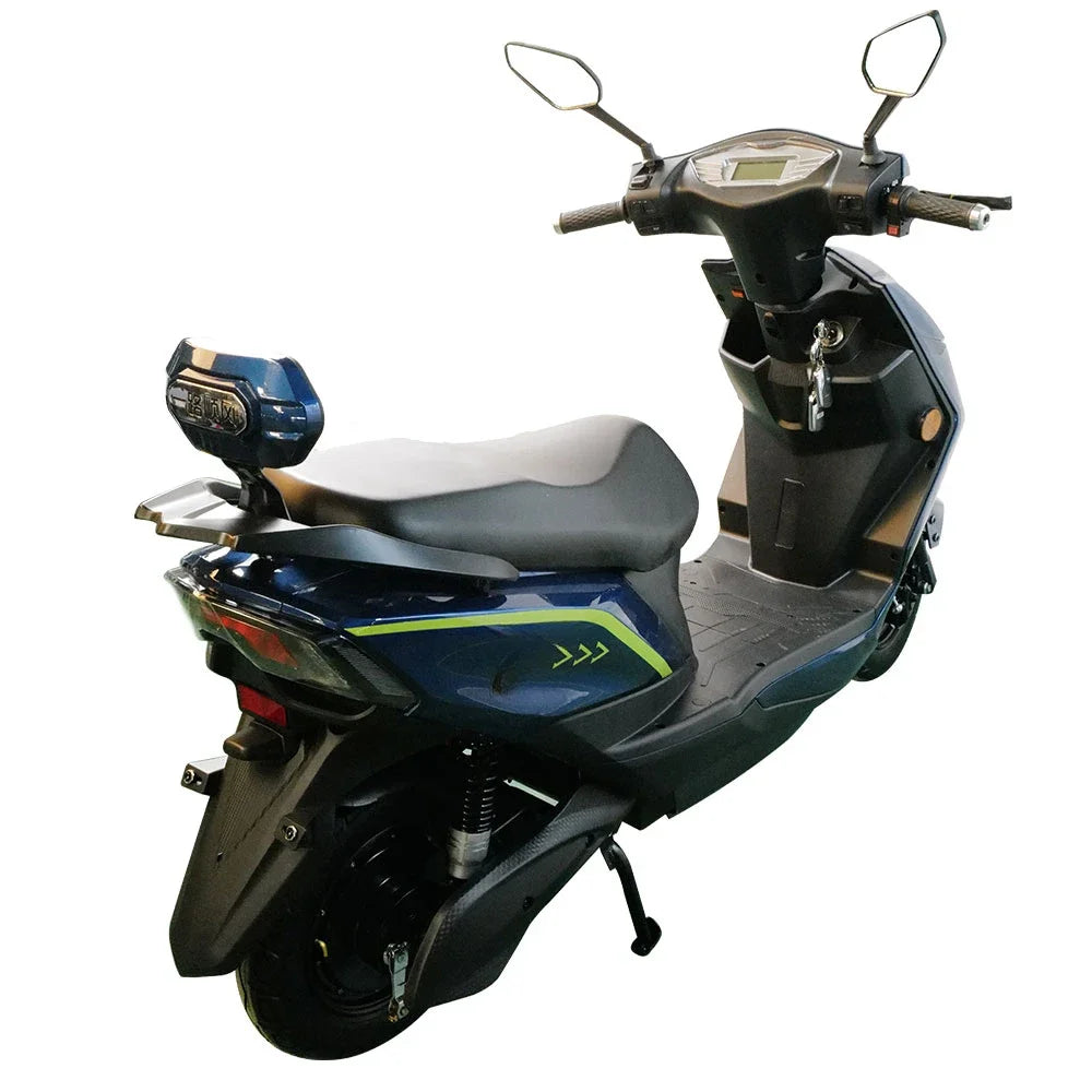 XJJ60 ExtremeRide 800W Electric Moped Scooter – Fast, Tough, and Long-Range Ready AXSSIBLZ