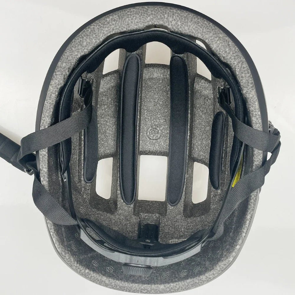 Air Cycling Helmet Safety Hat Outdoor Bicycle Mountain Bike Helmet Cycling Equipment Light Mountain Road Bike Helmet Cascos AXSSIBLZ