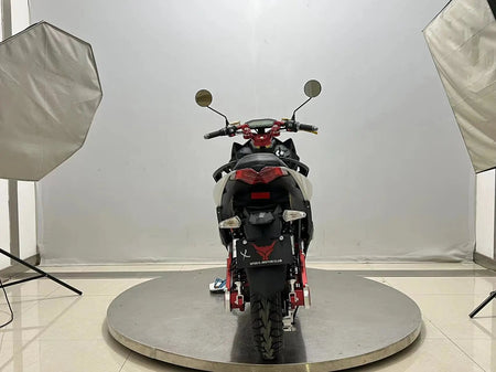 2023 2000W High Speed 2 Wheel Electric Motorcycle Scooter for Adult AXSSIBLZ