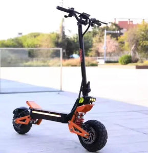 X5 6000W Dual Motor Eelectric Scooter in China Stock 60v 40ah Large Battery Remote Scooter with Seat 11-inch Tires AXSSIBLZ
