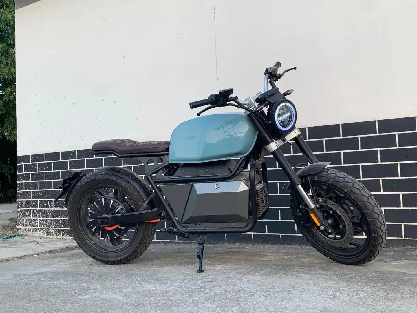 CG2 CityVibe Retro Electric Motorcycle – Fat Tire, Fast, and Stylish AXSSIBLZ