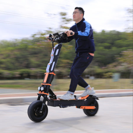 2025 Upgraded Escooter X8P 8000W 60V 38.4AH 13/14 inch Dual Motor Adult Off-road Electric Scooter Speed 100KM/H Mileage 120KM AXSSIBLZ