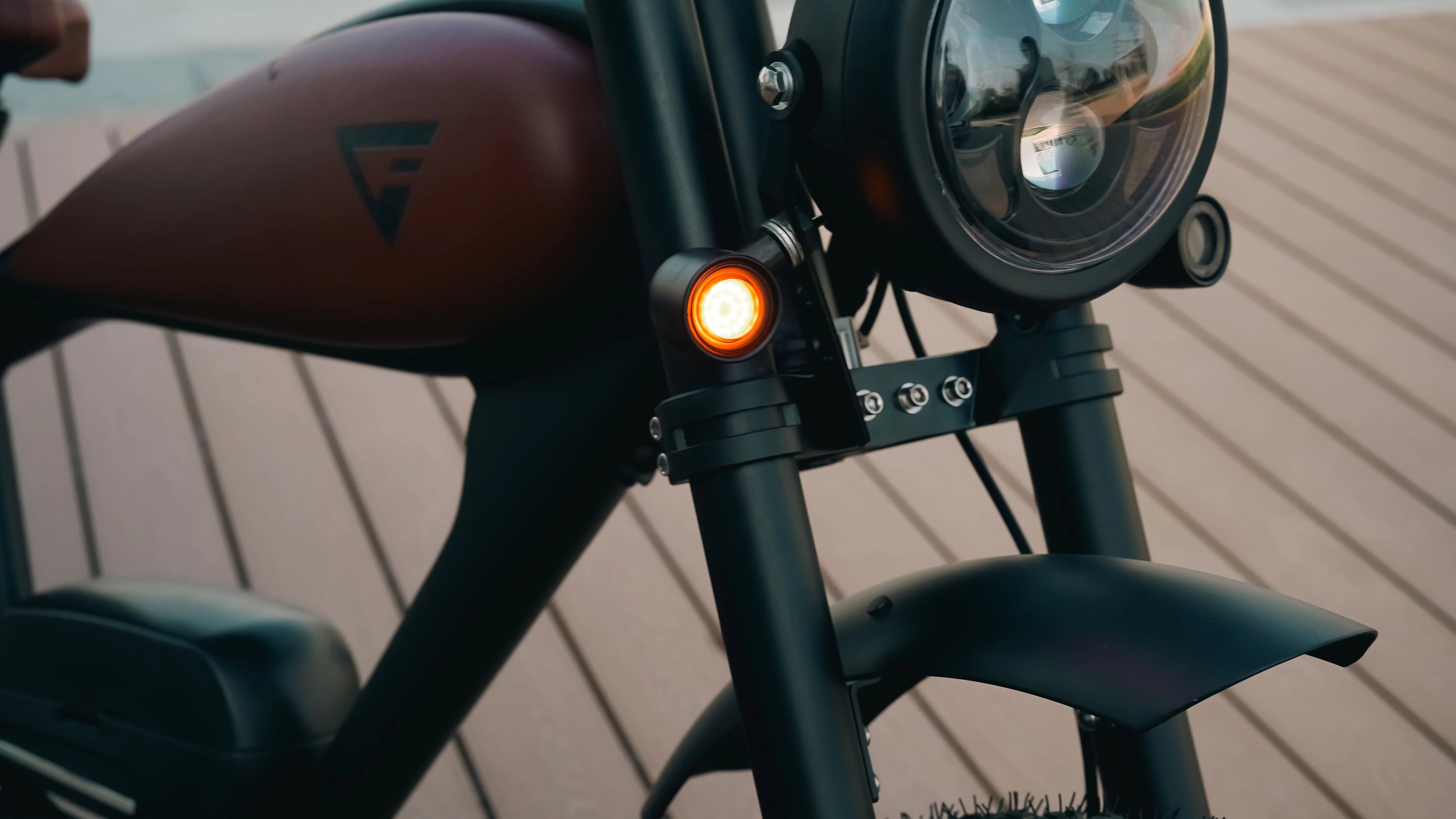 2024 BISEK 26'' Alumilloy E Bike Dual 25AH Lithium Batteries Retro Vintage Style Disc Brake Fat Tire Vintage Electric Bikecustom AXSSIBLZ